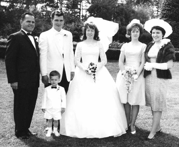 Tom, Bob, Chris, Bonnie, Marilyn and little Steven (front) at Bob and Chris' Wedding in 1963