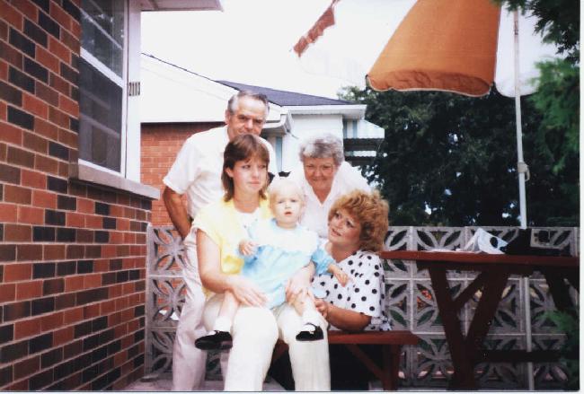 Tom, Marilyn, Donna, Bonnie, Mandi - Summer 1985